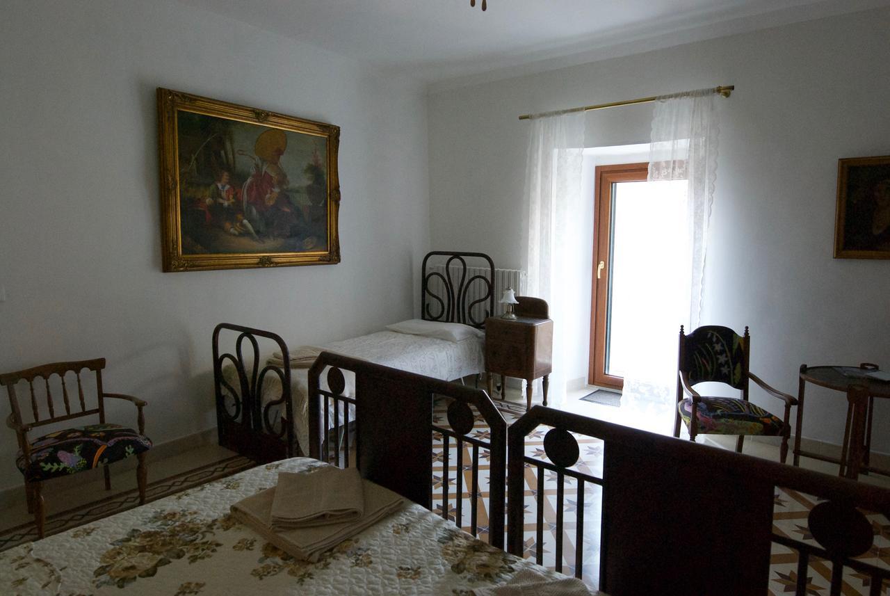 Art & Breakfast Bed & Breakfast Ripabottoni Exterior photo